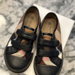 Burberry Kids Black and Brown Shoes